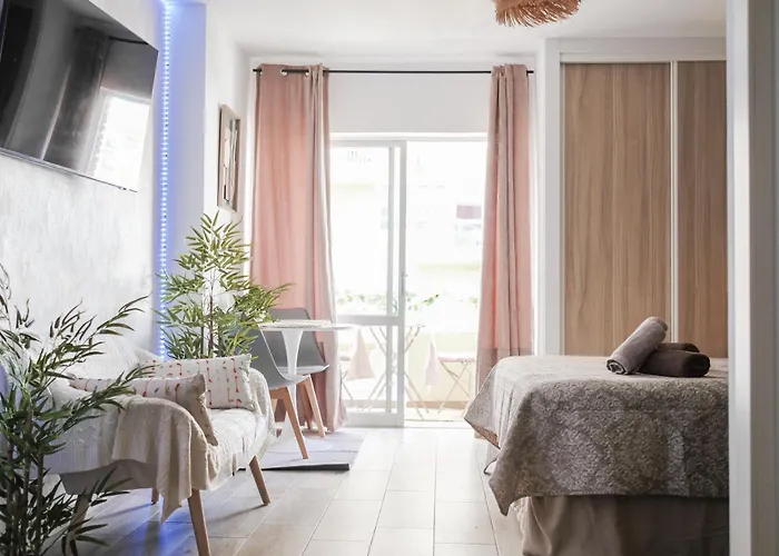 Magic Iris Reception 24h Apartmán *